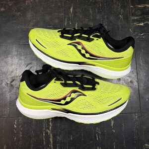 Saucony Triumph 19 S20678-25 "Acid Green" Men’s Running Shoes SZ 10.5